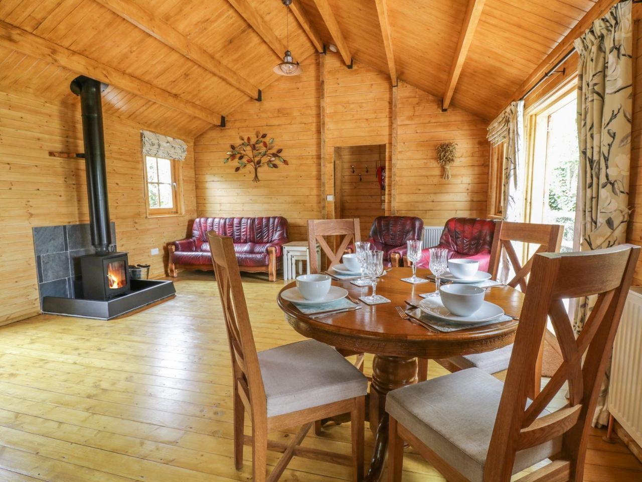 Acorn Lodge Saxmundham Buitenkant foto